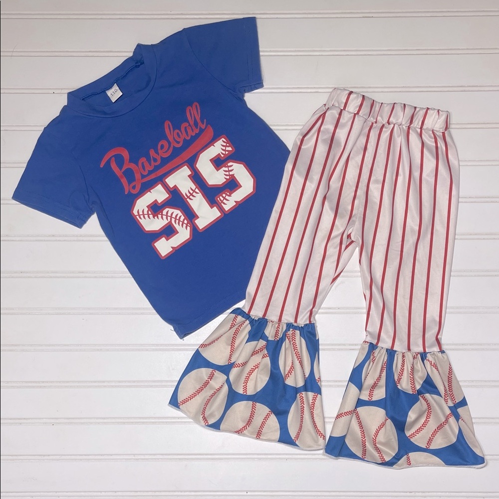 BOUTIQUE VGUC Baseball Sis Shirt Flair Bell Bottom Leggings Set
